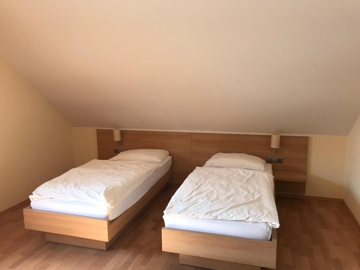 Laupus-Hof Apartamento Bad Vilbel Exterior foto