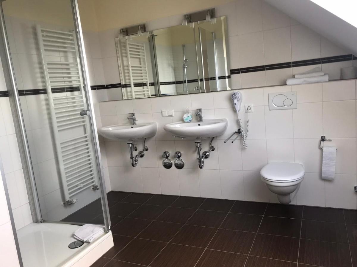 Laupus-Hof Apartamento Bad Vilbel Exterior foto